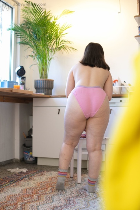 bbw rir på dildo i hotellets lobby sex eksklusivt galleri